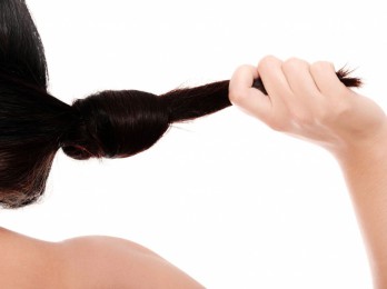 Выбор средства для укрепления волос