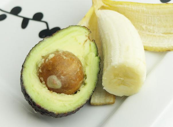 Авокадо и банан