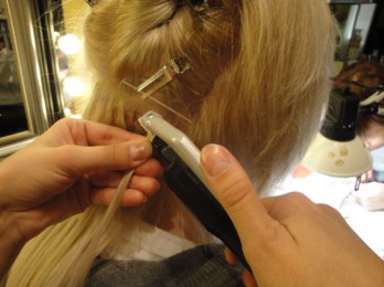 Описание процедуры ультразвукового наращивания волос